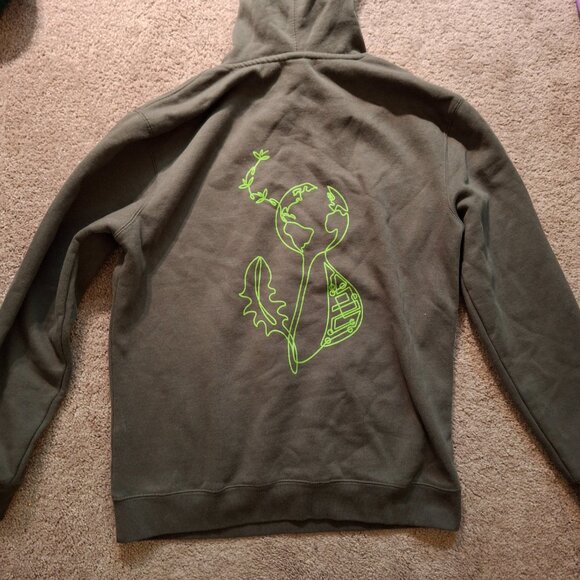 Green Hoodie - Picture 4 of 6